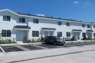 1054 NW 6th St, Florida City, FL 33034 - Photo 1