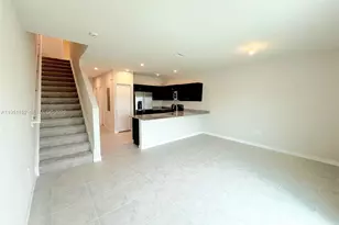 1054 NW 6th St, Florida City, FL 33034 - Photo 5