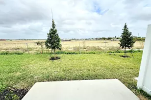 1054 NW 6th St, Florida City, FL 33034 - Photo 25