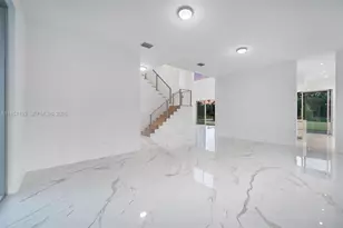 16710 N Botaniko Dr N, Weston, FL 33326 - Photo 11