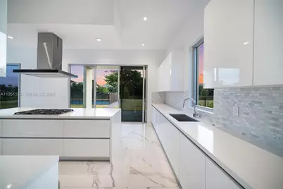 16710 N Botaniko Dr N, Weston, FL 33326 - Photo 19