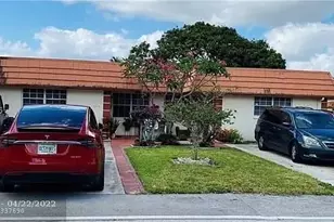 7387 NW 76th St, Tamarac, FL 33321 - Photo 1