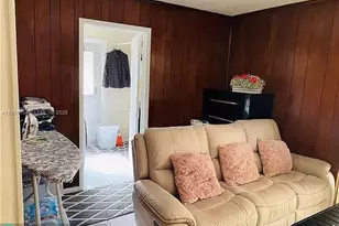 7387 NW 76th St, Tamarac, FL 33321 - Photo 9