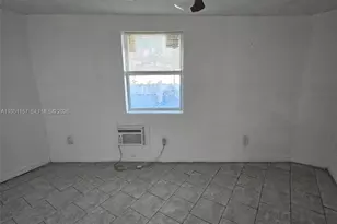 1189 N Tamiami Trl, Fort Myers, FL 33093 - Photo 5