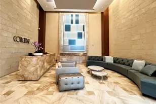 31 SE 5th St, Miami, FL 33131 - Photo 25