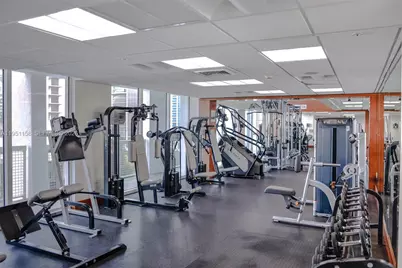 31 SE 5th St #3009, Miami, FL 33131 - Photo 15