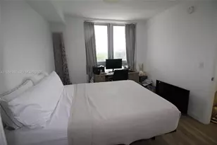 13800 Highland Dr, North Miami Beach, FL 33181 - Photo 25