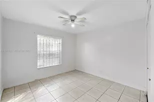 4221 NW 19th St, Lauderhill, FL 33313 - Photo 9