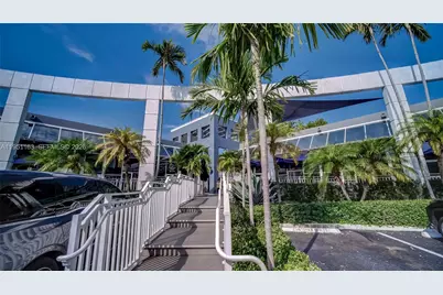 260 Crandon Blvd #E18, Key Biscayne, FL 33149 - Photo 1