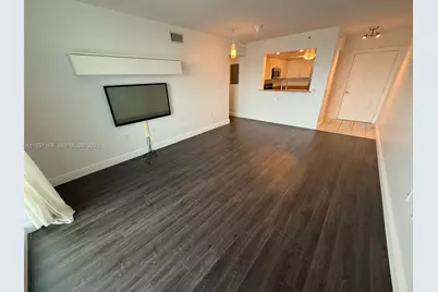 60 NW 37th Ave #500, Miami, FL 33125 - Photo 3