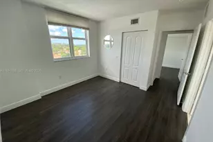 60 NW 37th Ave, Miami, FL 33125 - Photo 11