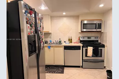 200 Leslie Dr #903, Hallandale Beach, FL 33009 - Photo 7