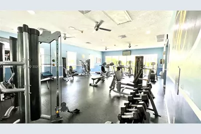 11700 SW 2nd St #13303, Pembroke Pines, FL 33025 - Photo 13