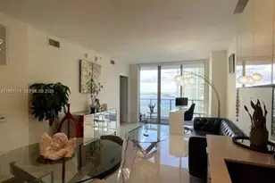 1300 Brickell Bay Dr, Miami, FL 33131 - Photo 5