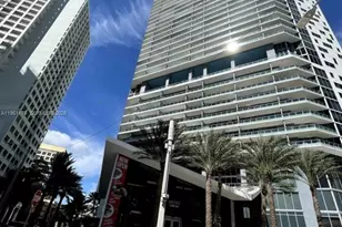 1300 Brickell Bay Dr, Miami, FL 33131 - Photo 11