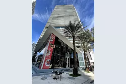 1300 Brickell Bay Dr #2405, Miami, FL 33131 - Photo 15