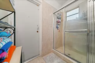 6636 Riviera Dr, Coral Gables, FL 33146 - Photo 47