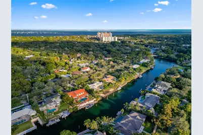 6636 Riviera Dr, Coral Gables, FL 33146 - Photo 69