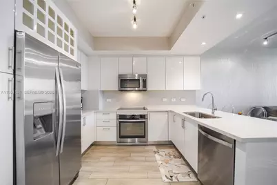 999 SW 1st Ave #1208, Miami, FL 33130 - Photo 5