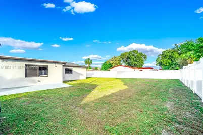 3170 NW 14th Ct, Lauderhill, FL 33311 - Photo 23