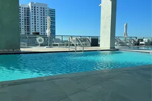 239 SW 9th St, Miami, FL 33130 - Photo 15