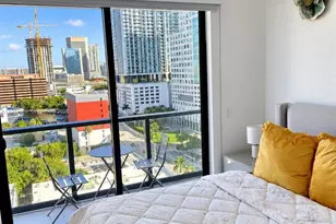 239 SW 9th St, Miami, FL 33130 - Photo 13