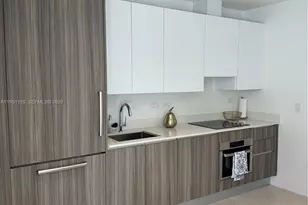 239 SW 9th St, Miami, FL 33130 - Photo 5