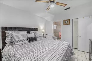 7117 W 30th Ln, Hialeah, FL 33018 - Photo 9