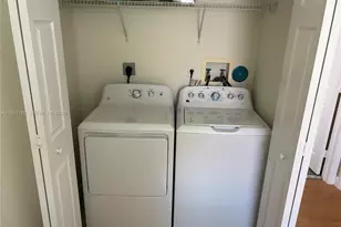 7839 NW 110th Ave, Doral, FL 33178 - Photo 9