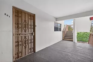 17001 NE 13th Ave, Miami, FL 33162 - Photo 21