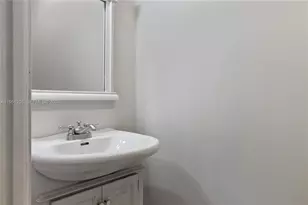 798 Verona Lake Dr, Weston, FL 33326 - Photo 25