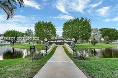 4805 NW 35th St #404, Lauderdale Lakes, FL 33319 - Photo 29