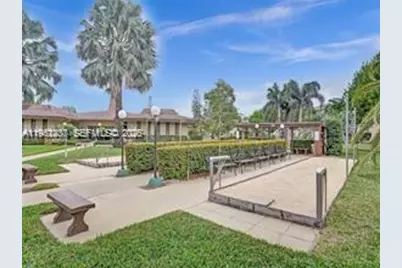 4805 NW 35th St #404, Lauderdale Lakes, FL 33319 - Photo 33