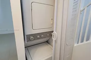 958 Coral Club Dr, Coral Springs, FL 33071 - Photo 9