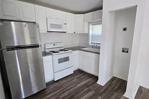 1189 N Tamiami Trl, Fort Myers, FL 33093 - Photo 3