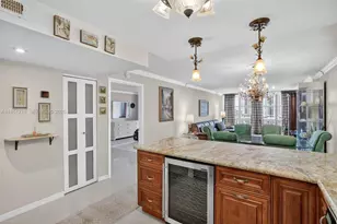 1000 Parkview Dr, Hallandale Beach, FL 33009 - Photo 23