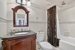 1000 Parkview Dr, Hallandale Beach, FL 33009 - Photo 7