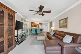 1000 Parkview Dr, Hallandale Beach, FL 33009 - Photo 15