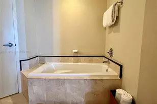 18001 Collins Ave, Sunny Isles Beach, FL 33160 - Photo 11