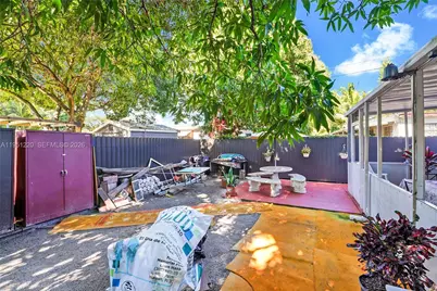 860 SE 7th Ave, Hialeah, FL 33010 - Photo 15