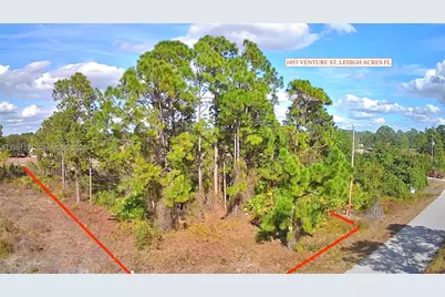 1050 Countess Ave, Lehigh Acres, FL 33974 - Photo 3