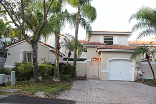 1085 River Birch St, Hollywood, FL 33019 - Photo 11