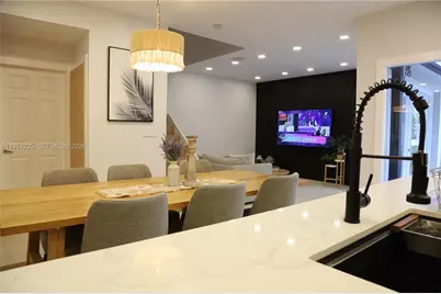 1085 River Birch St, Hollywood, FL 33019 - Photo 15