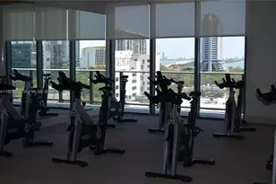 121 NE 34th St, Miami, FL 33137 - Photo 21