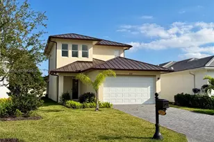312 SE Via Sangro, Port Saint Lucie, FL 34952 - Photo 1