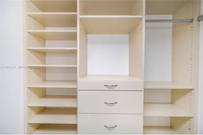 1800 N Bayshore Dr #2503, Miami, FL 33132 - Photo 15