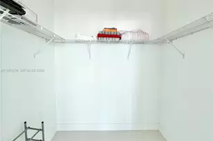 950 Brickell Bay Dr, Miami, FL 33131 - Photo 13