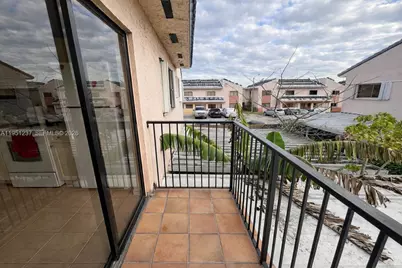 2871 W 76th St #201-6, Hialeah, FL 33018 - Photo 11