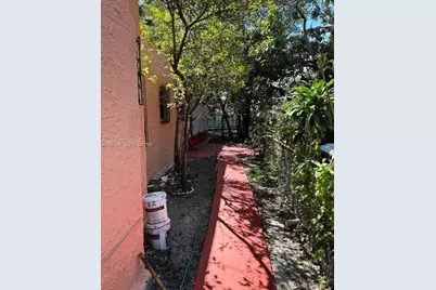 1328 NW 31st St, Miami, FL 33142 - Photo 3