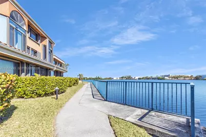 15539 N Miami Lakeway N #203-22, Miami Lakes, FL 33014 - Photo 31